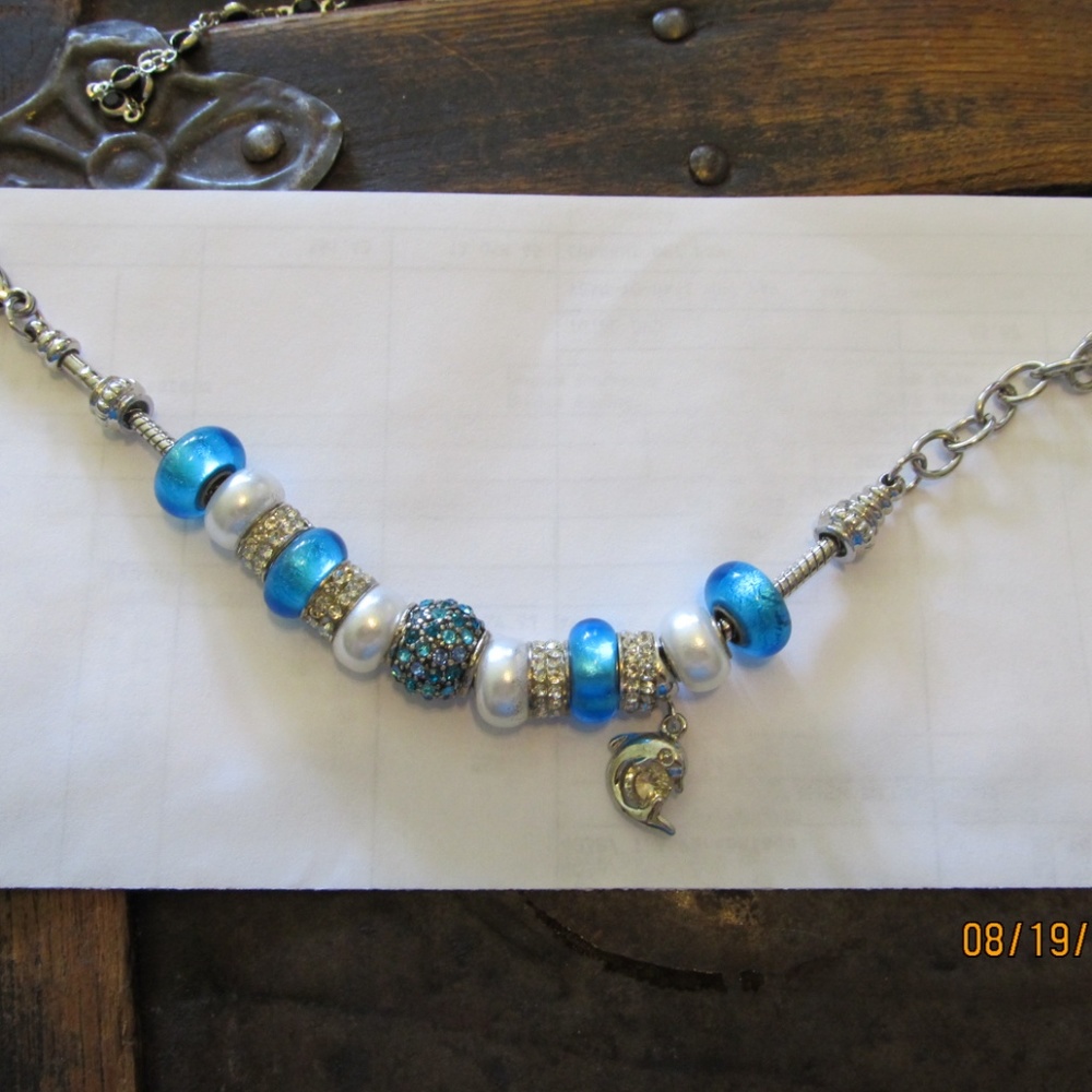 Bella Perlina Bead Dolphin Charm Bracelet - Picture 2 of 5